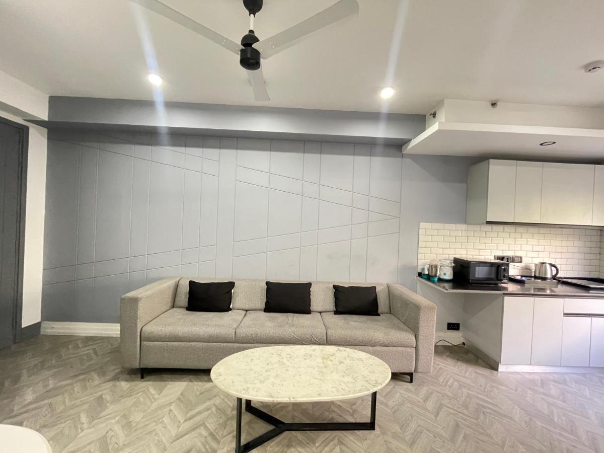 Bedchambers Serviced Apartments, Mg Road グルガウン エクステリア 写真