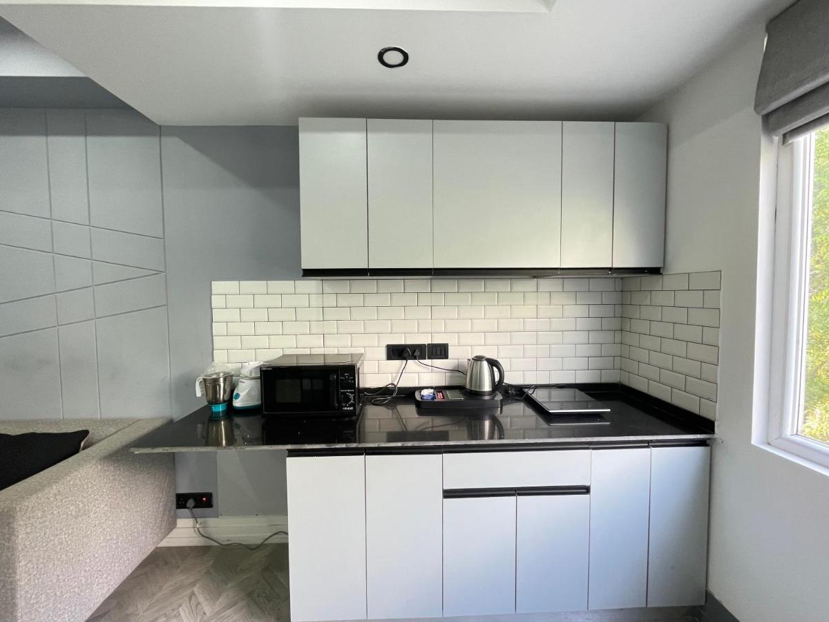 Bedchambers Serviced Apartments, Mg Road グルガウン エクステリア 写真