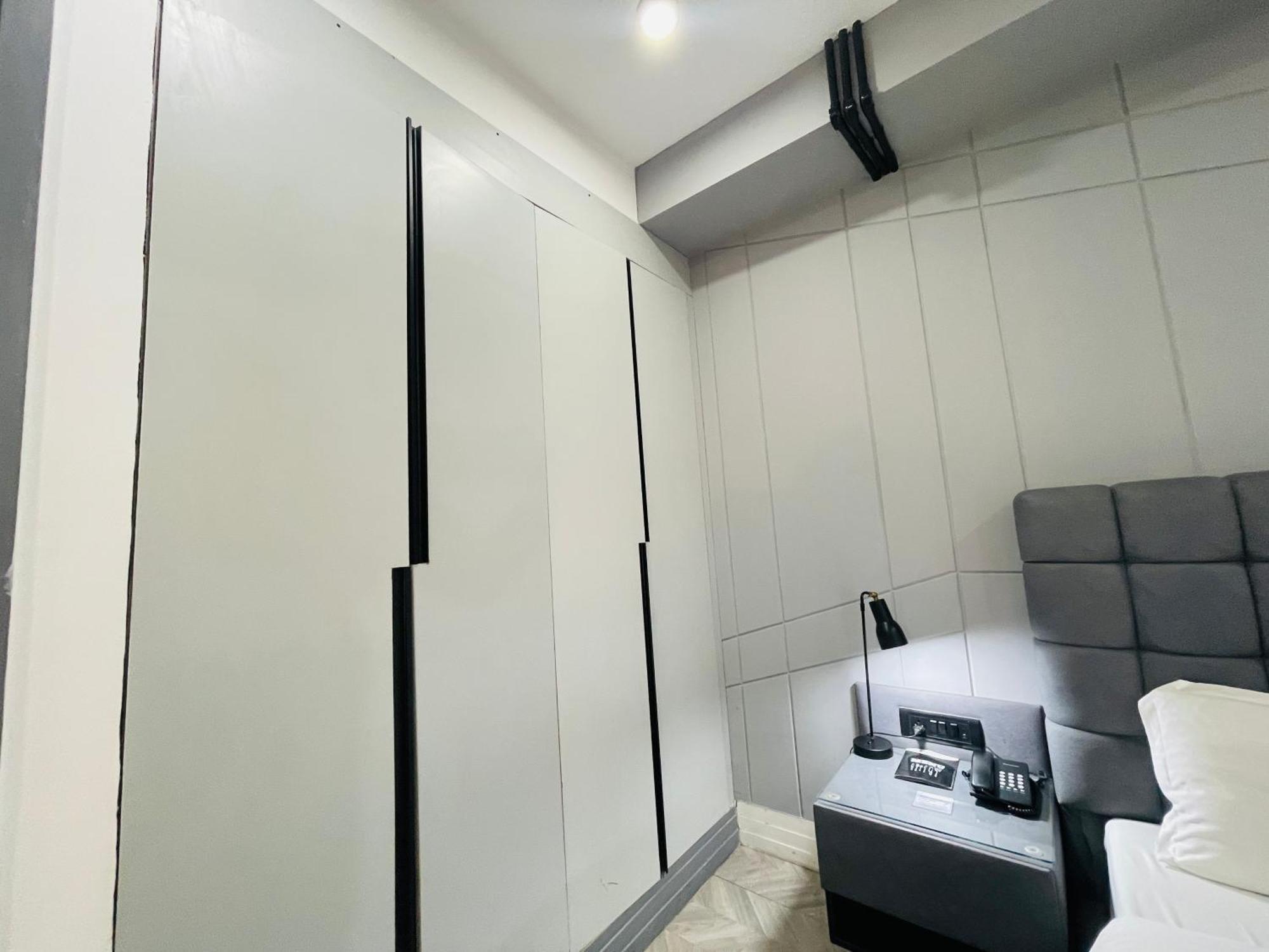 Bedchambers Serviced Apartments, Mg Road グルガウン エクステリア 写真